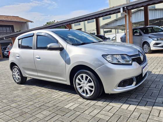 RENAULT SANDERO 1.6 EXPRESSION 8V FLEX 4P MANUAL RENAULT SANDERO 1.6 EXPRESSION 8V FLEX 4P MANUAL